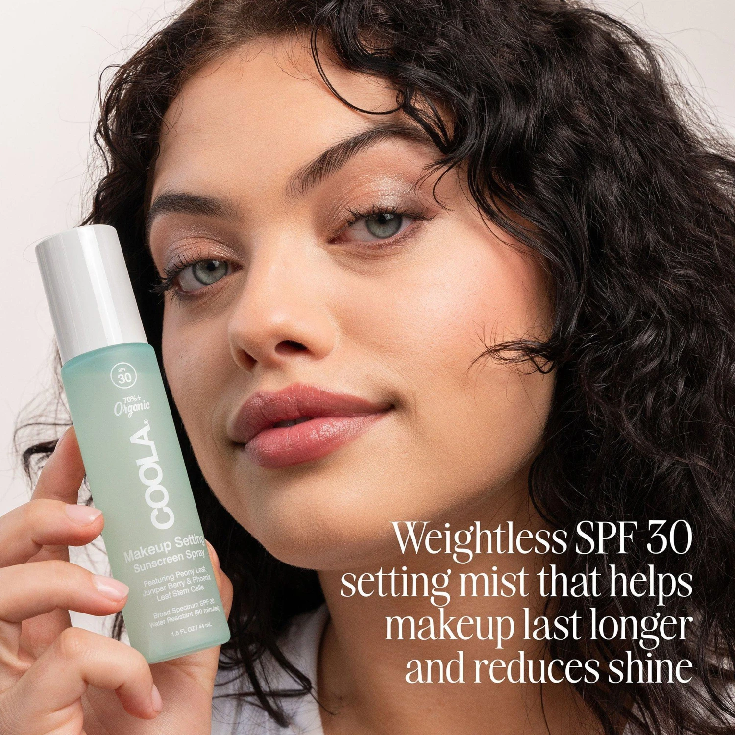 Coola Makeup Setting Spray Organic Sunscreen SPF 30 3 Coola Makeup Setting Spray Organic Sunscreen SPF 30 - Image 3