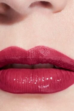 Chanel LE ROUGE DUO ULTRA TENUE Ultrawear Liquid Lip Colour