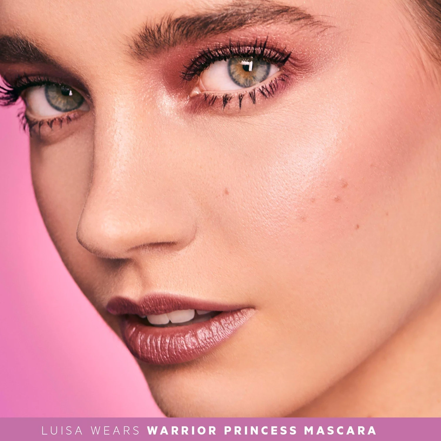 Warrior Princess Mascara - Royal Black 4 Warrior Princess Mascara - Royal Black - Image 4