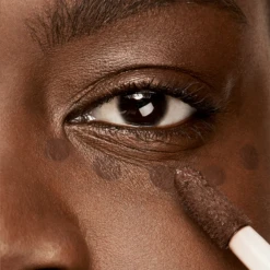 Estee Lauder Double Wear Radiant Concealer 9 Estee Lauder Double Wear Radiant Concealer -Outlet Rosmiral Store 2551119cm alt02