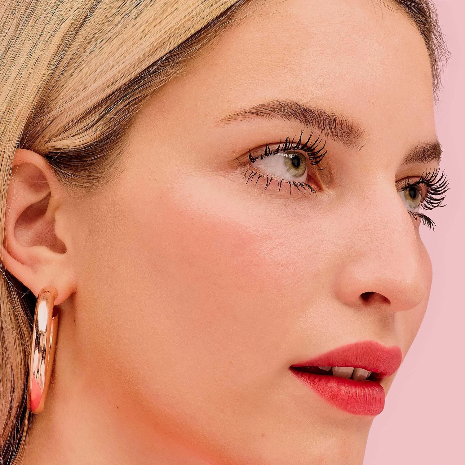 They're Real! Magnet Extreme Lengthening Mascara 9 They're Real! Magnet Extreme Lengthening Mascara - Image 9