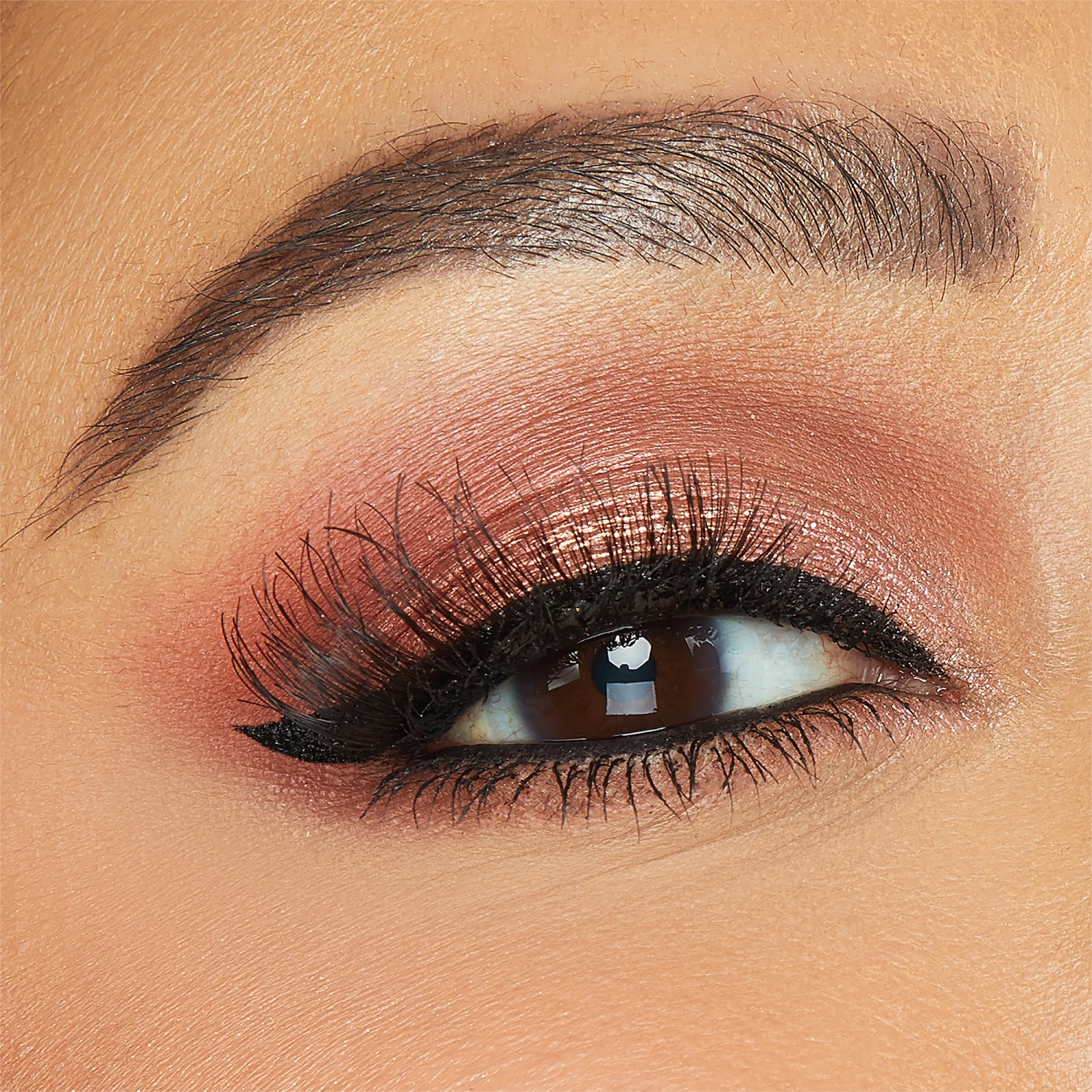 Maneater Cruelty-Free Accent Lashes 3 Maneater Cruelty-Free Accent Lashes - Image 3