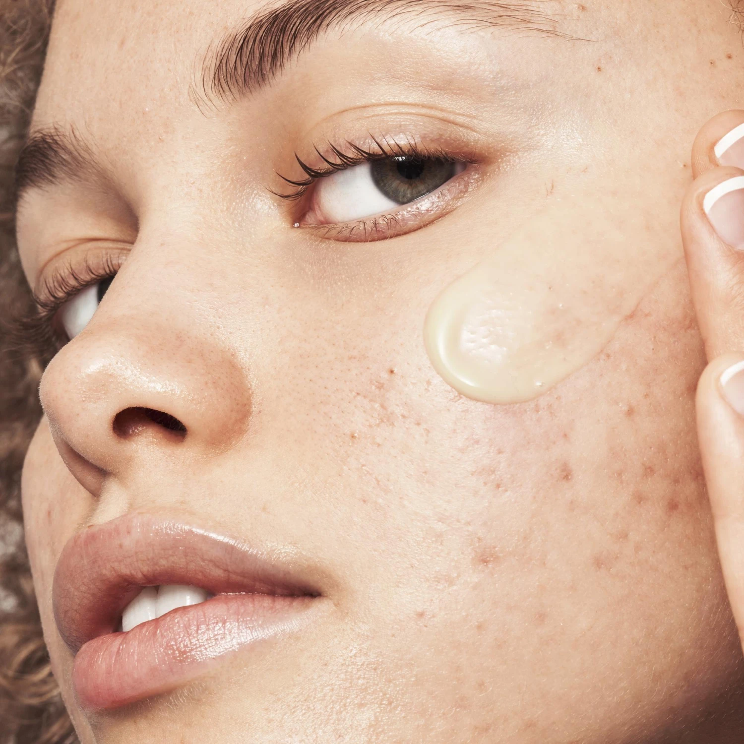 Acne Fighting Putty Primer 3 Acne Fighting Putty Primer - Image 3