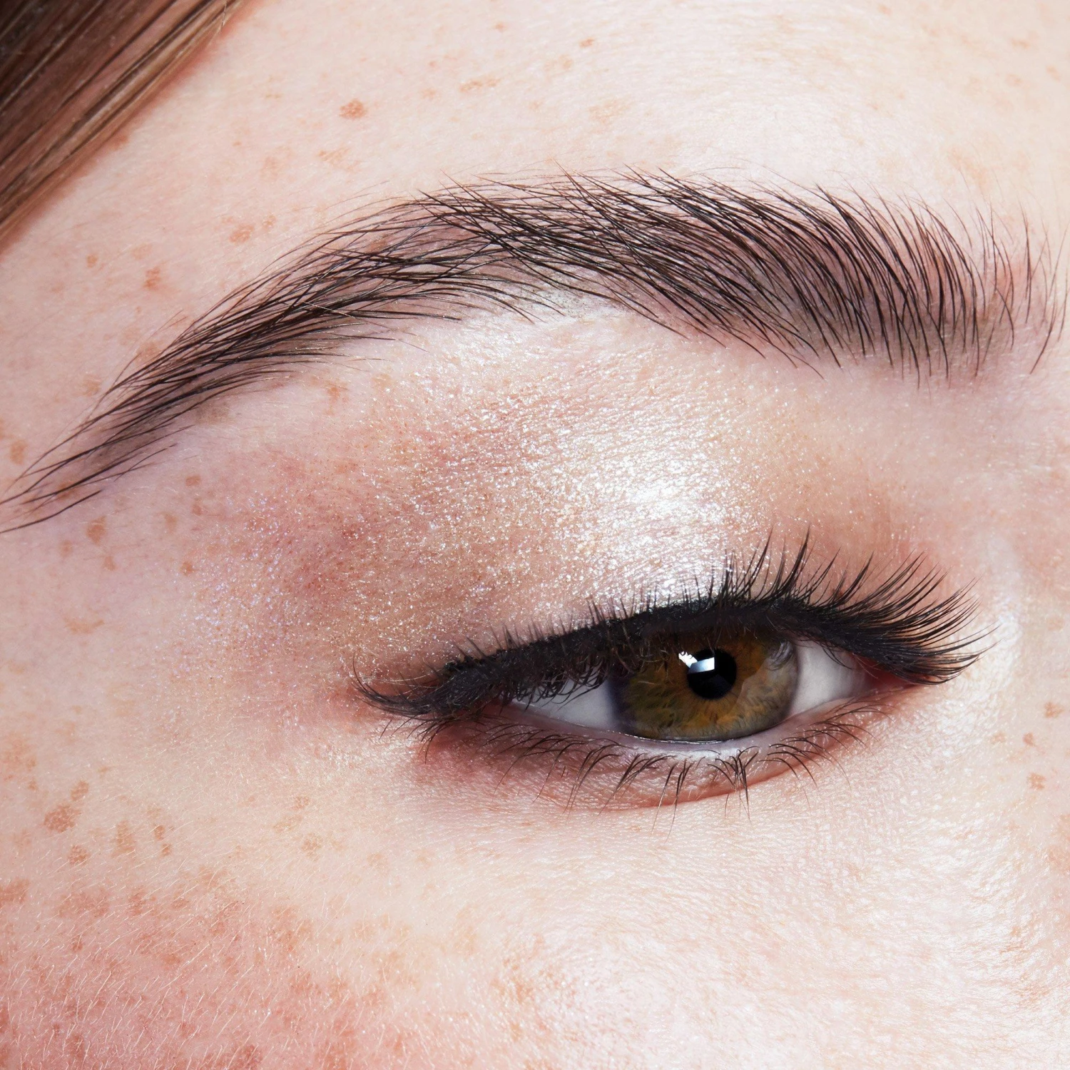 Stila Glisten & Glow Liquid Eye Shadow 8 Stila Glisten & Glow Liquid Eye Shadow - Image 8