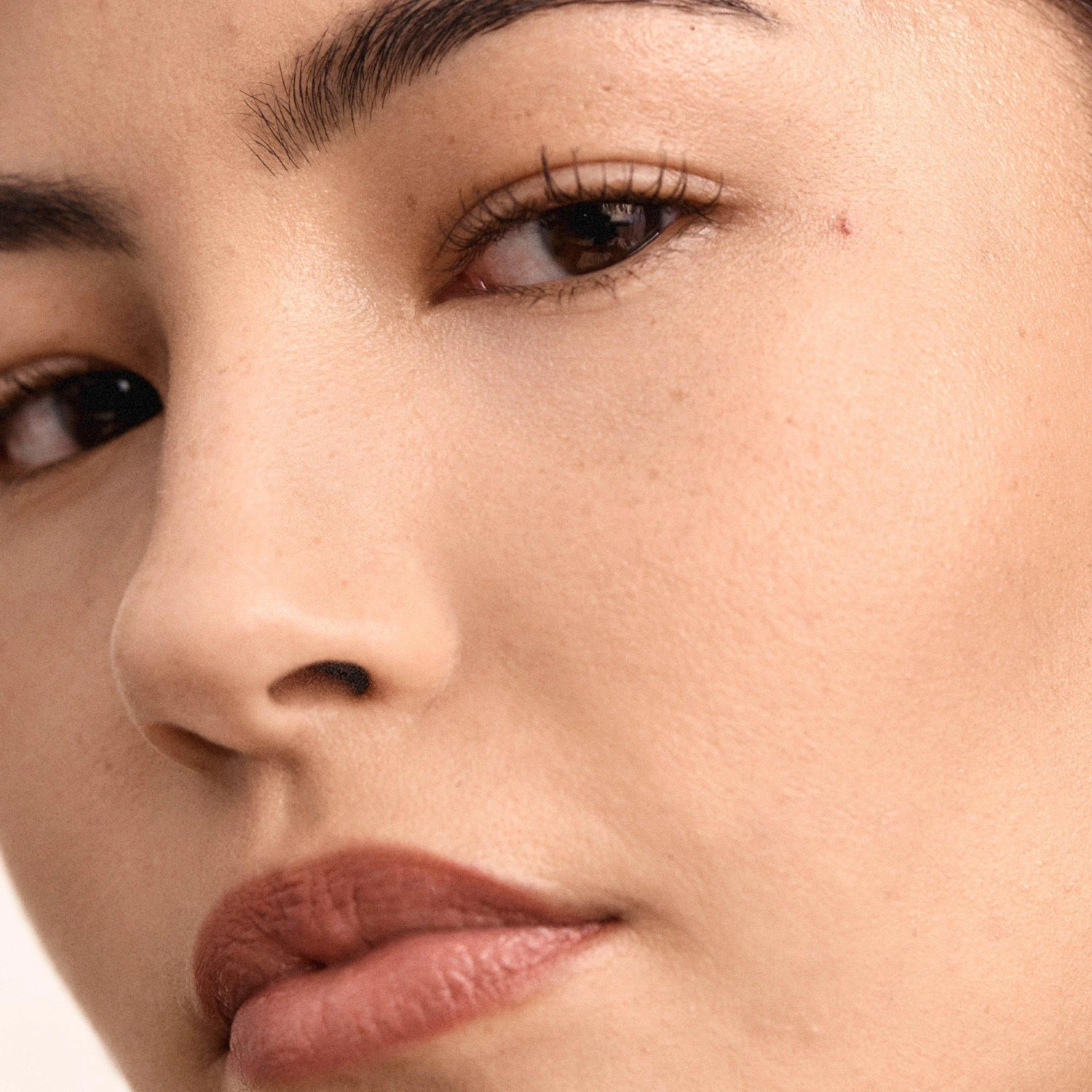 Bright Fix Eye Brightener 5 Bright Fix Eye Brightener - Image 5