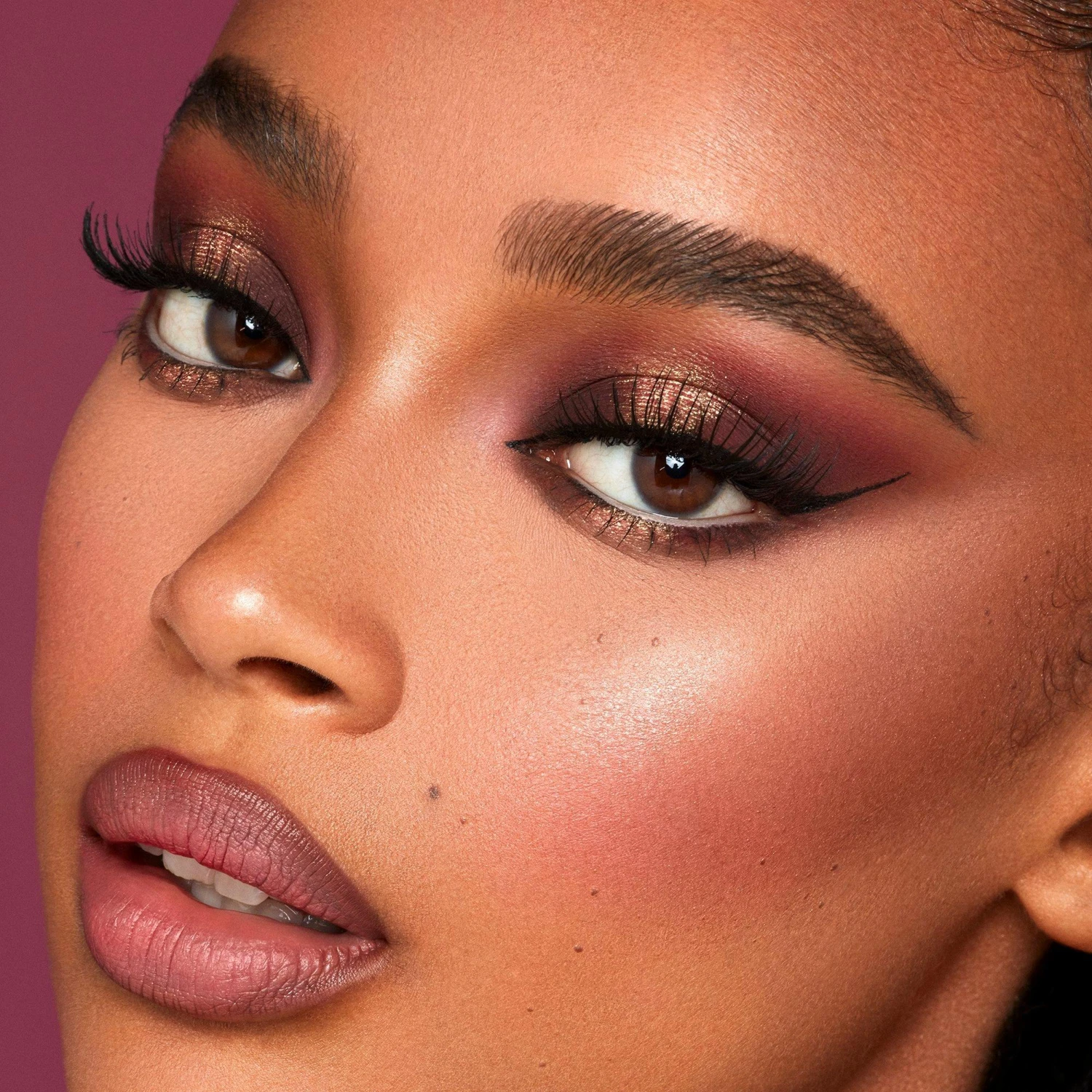 Pressed Powder Eyeshadow Palettes 15 Pressed Powder Eyeshadow Palettes - Image 15