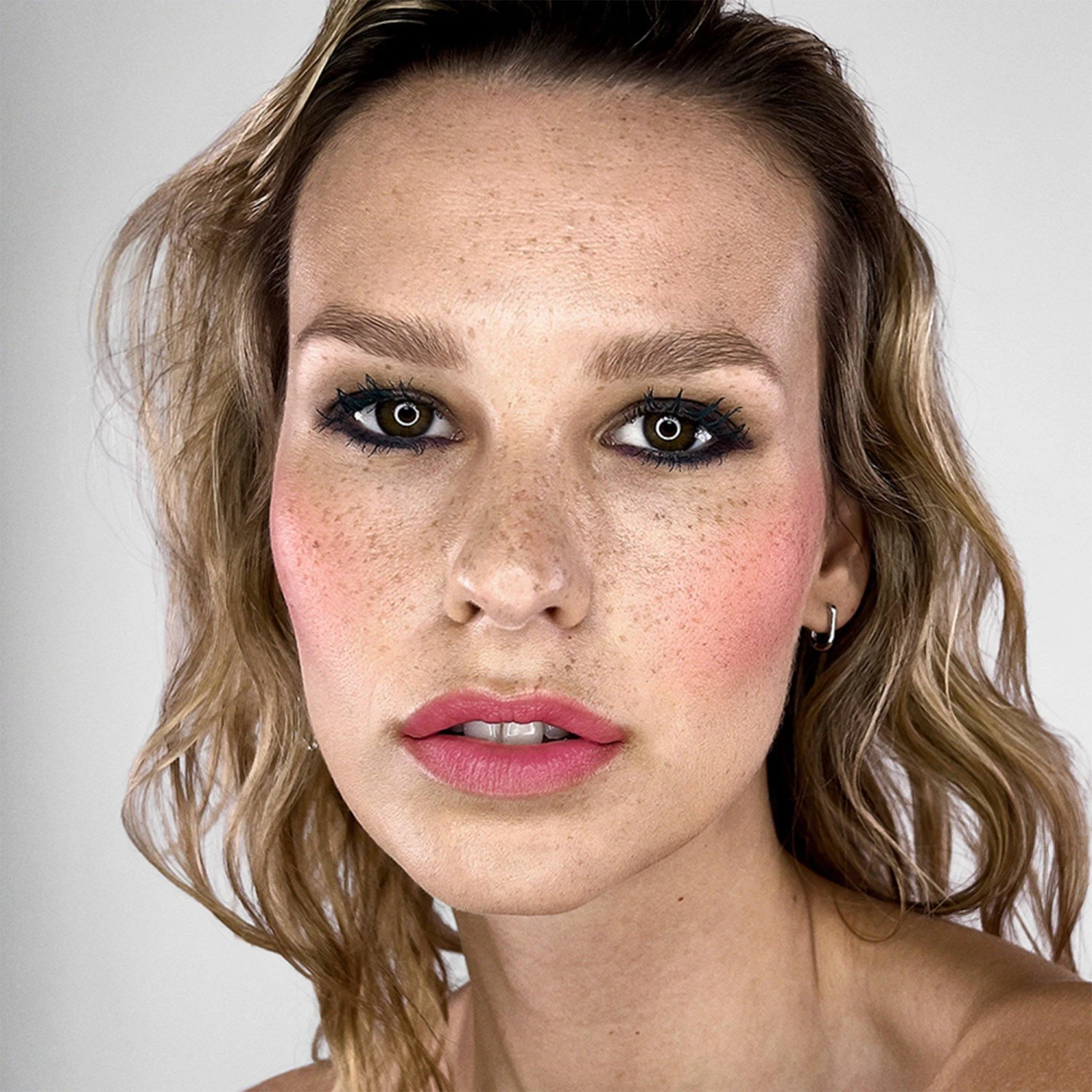 Smashbox Halo Sheer To Stay Cream Cheek + Lip Tint 2 Smashbox Halo Sheer To Stay Cream Cheek + Lip Tint - Image 2