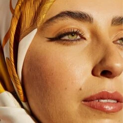 Hueliner Longwearing Pencil Liner