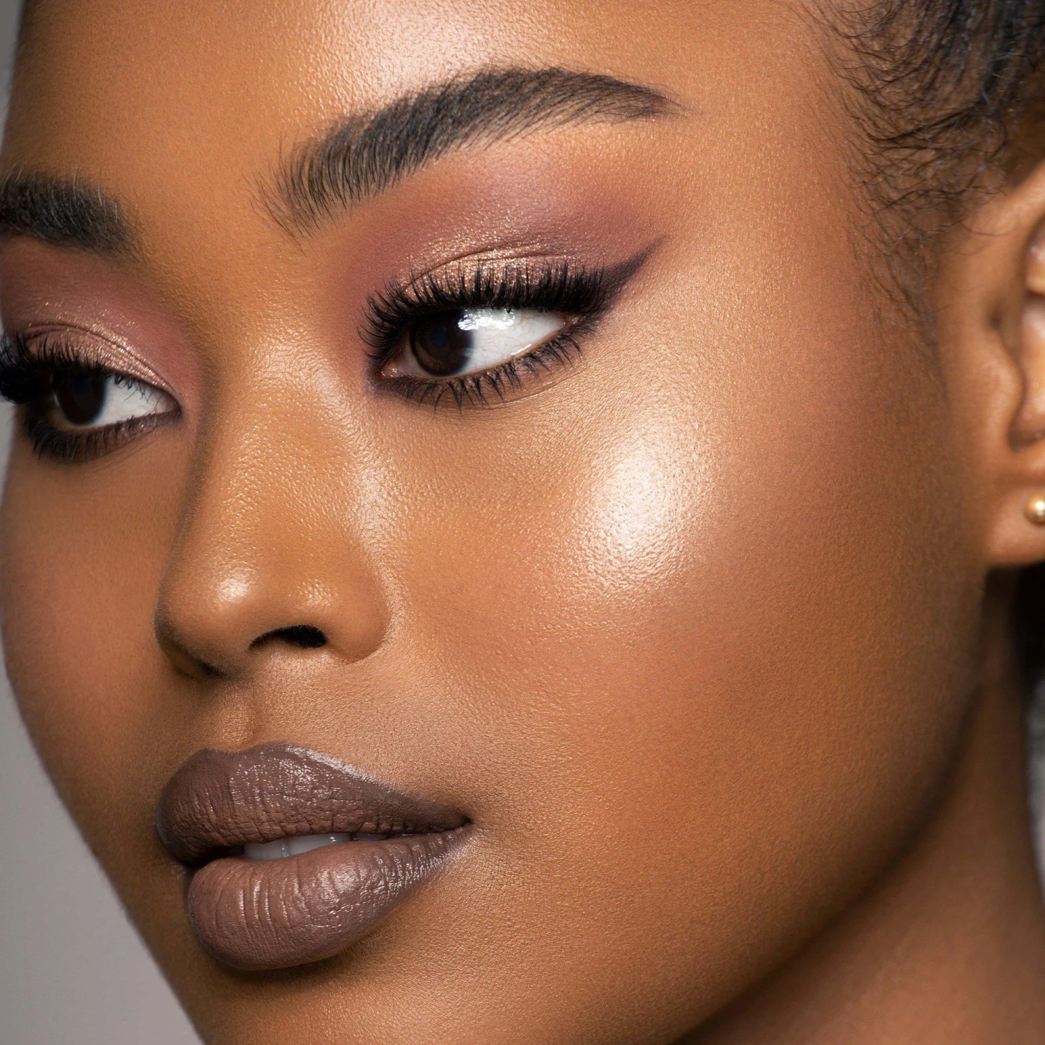 Rose Cheek Duo - Cream Blush And Highlighter 3 Rose Cheek Duo - Cream Blush And Highlighter - Image 3