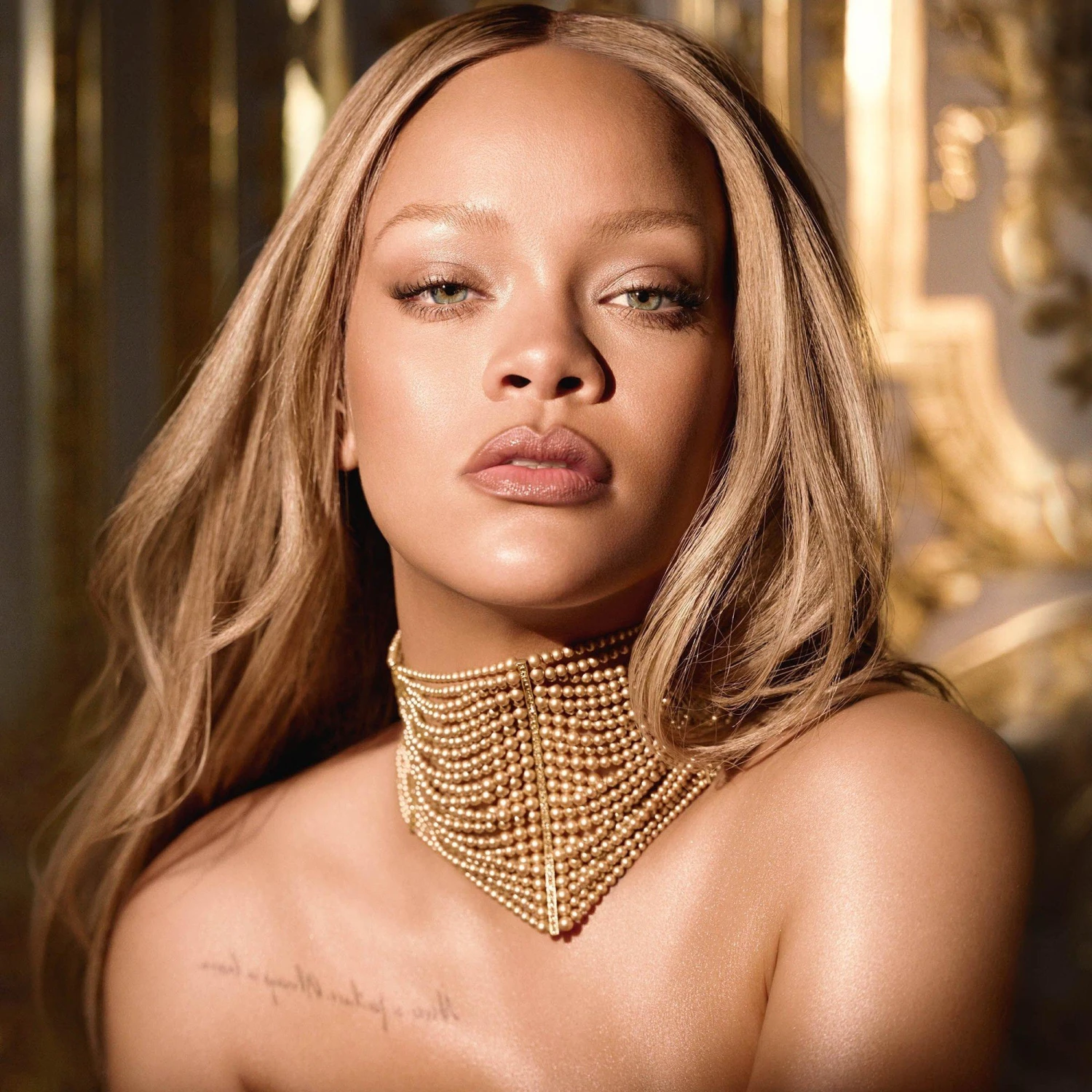 DIOR J'adore Les Adorables Shimmering Scrub 4 DIOR J'adore Les Adorables Shimmering Scrub - Image 4