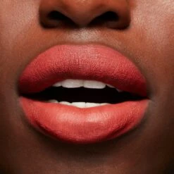 MAC Chili's Crew Retro Matte Liquid Lipcolour -Outlet Rosmiral Store 2608955 alt03