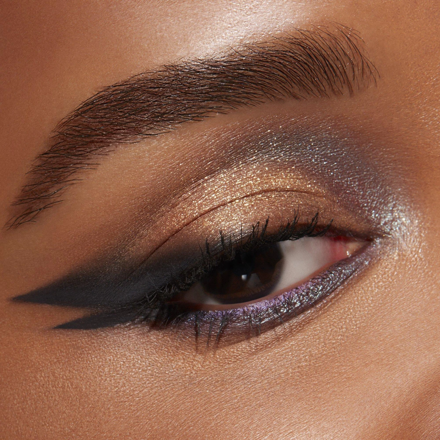 MAC Connect In Colour Eye Shadow Palette Hi-Fi Colour 3 MAC Connect In Colour Eye Shadow Palette Hi-Fi Colour - Image 3