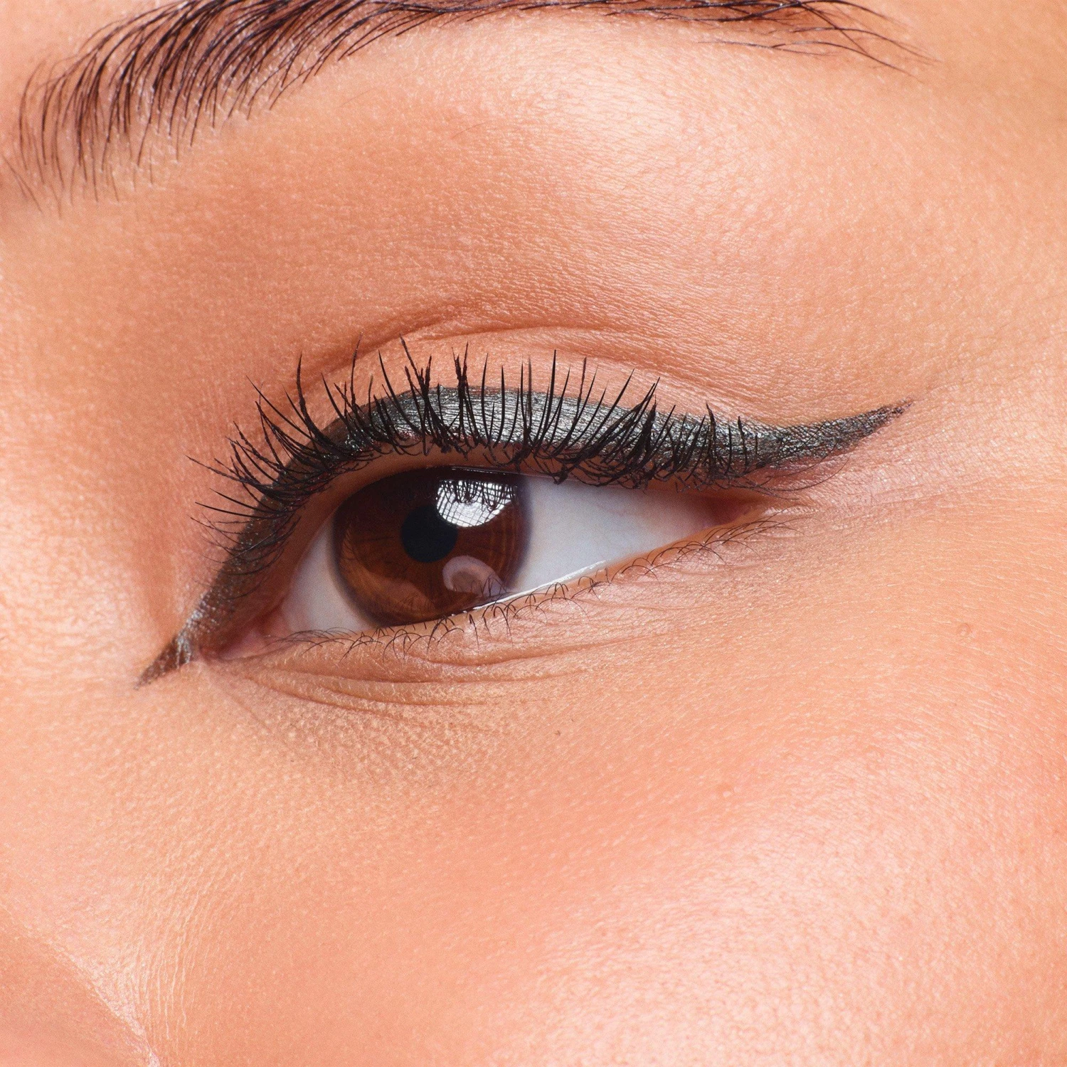 Stila Stay All Day Waterproof Liquid Metal Eye Liner - Micro Tip 6 Stila Stay All Day Waterproof Liquid Metal Eye Liner - Micro Tip - Image 6