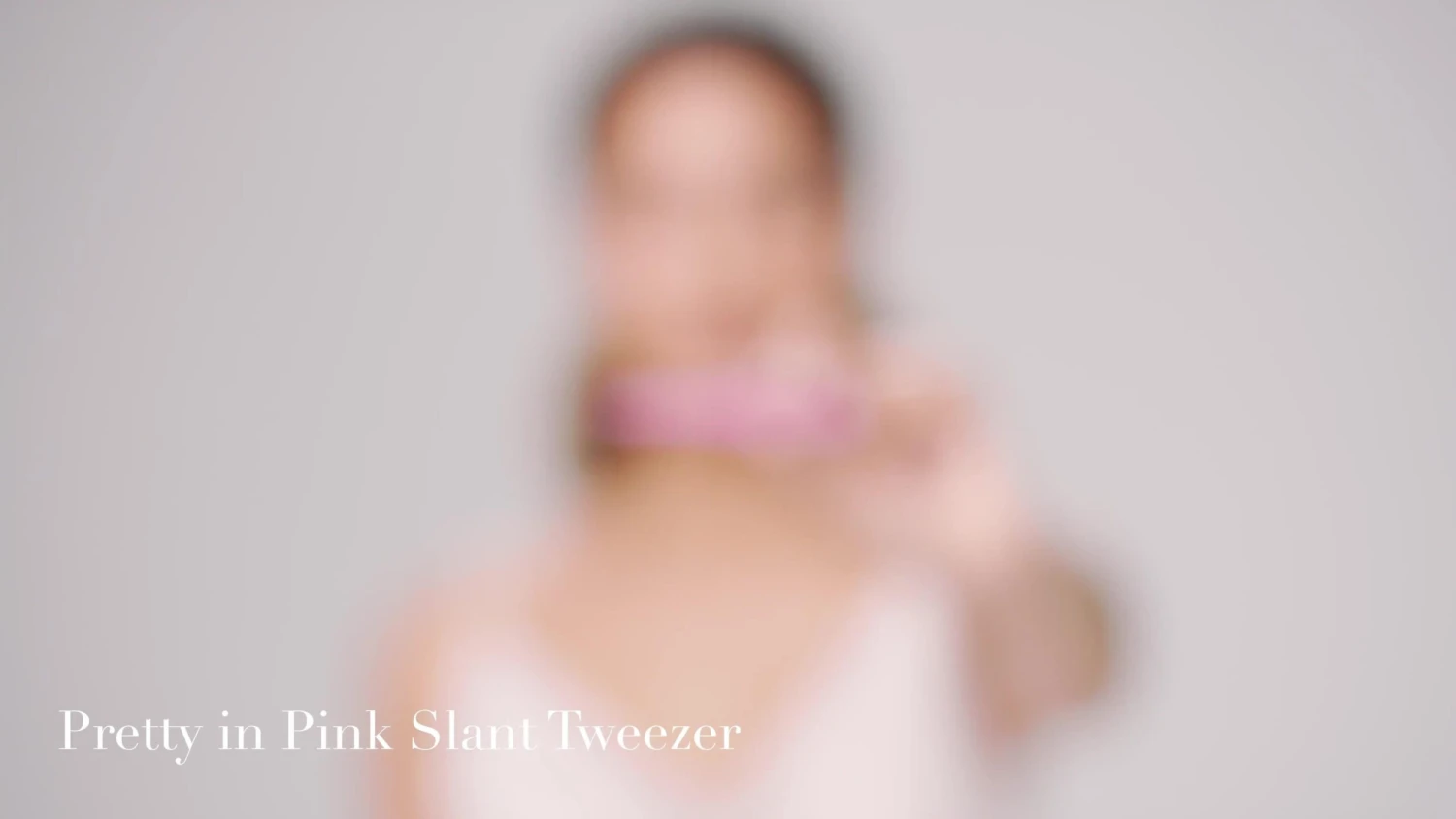 Tweezerman Slant Tweezer 3 Tweezerman Slant Tweezer - Image 3