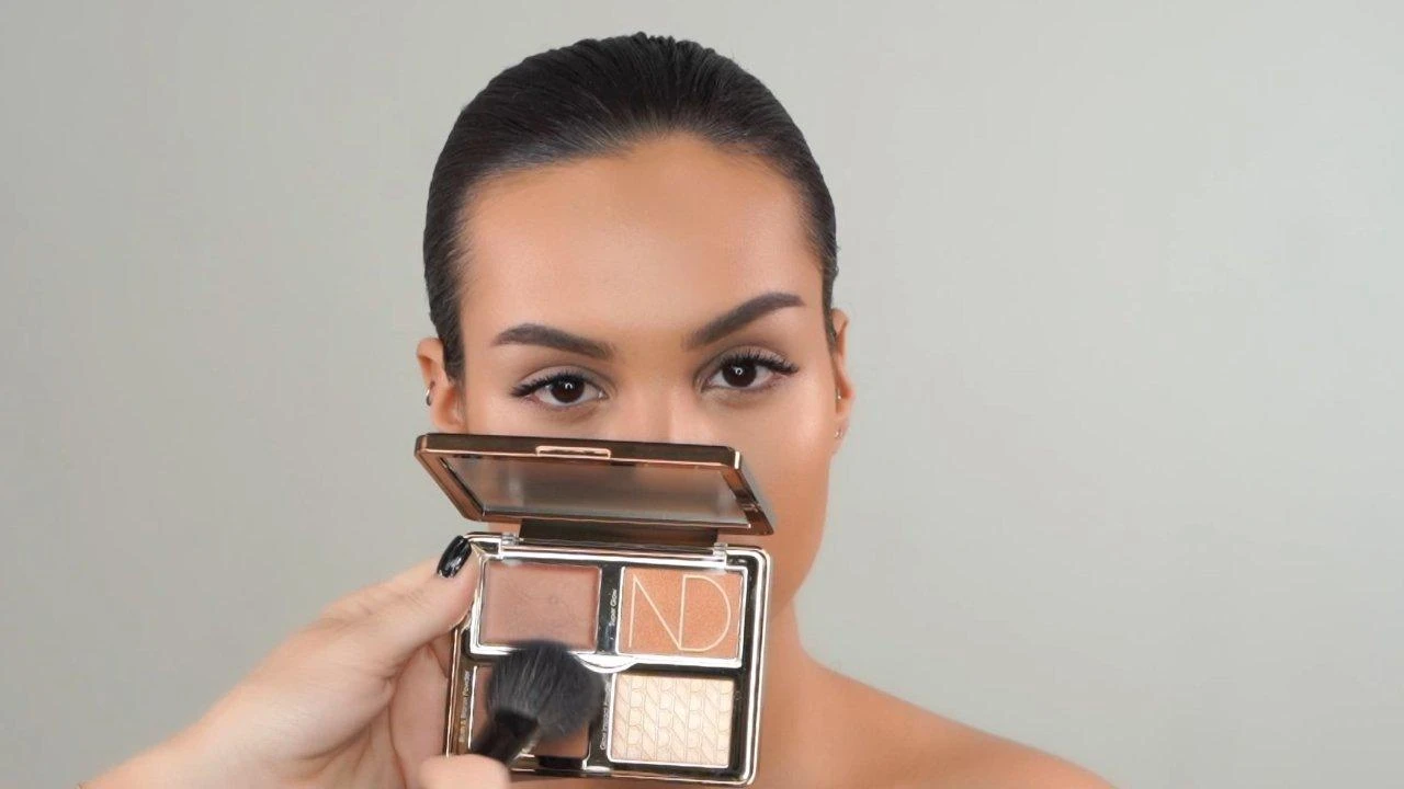 Tan Bronze & Glow Palette 9 Tan Bronze & Glow Palette - Image 9