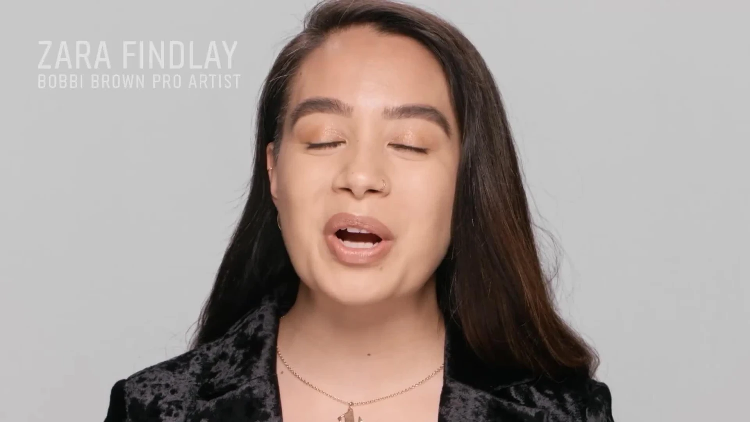 Bobbi Brown Highlighting Powder 4 Bobbi Brown Highlighting Powder - Image 4