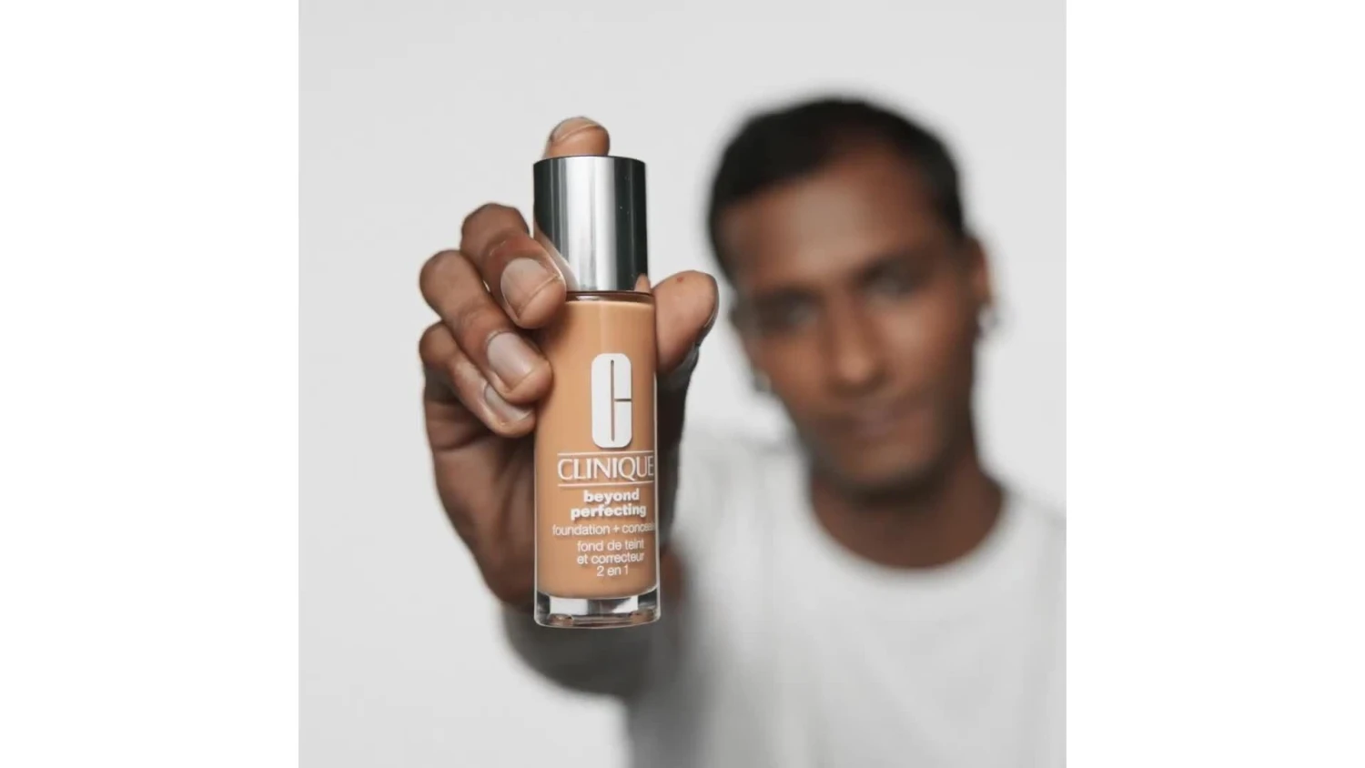 Clinique Beyond Perfecting Foundation + Concealer 5 Clinique Beyond Perfecting Foundation + Concealer - Image 5