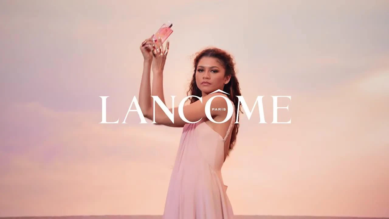 Lancome Idôle Nectar Eau De Parfum Purse Spray 3 Lancome Idôle Nectar Eau De Parfum Purse Spray - Image 3