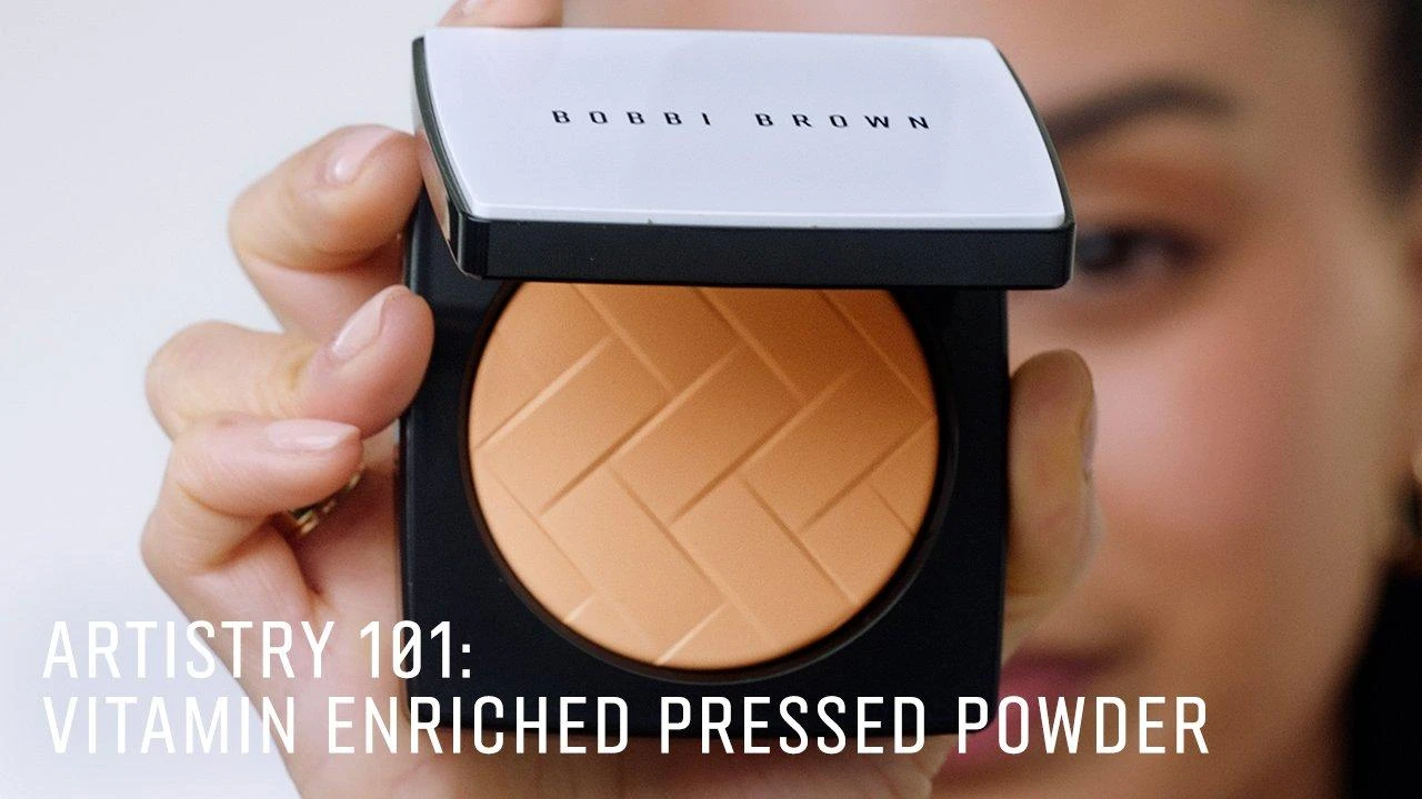 Bobbi Brown Vitamin Enriched Pressed Powder 6 Bobbi Brown Vitamin Enriched Pressed Powder - Image 6
